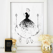 Load image into Gallery viewer, New York Grace by Kerrie Hess